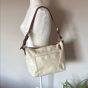 HOBO Cream/Brown Shoulder Bag with Adjustable Strap summer gold hardware GUC